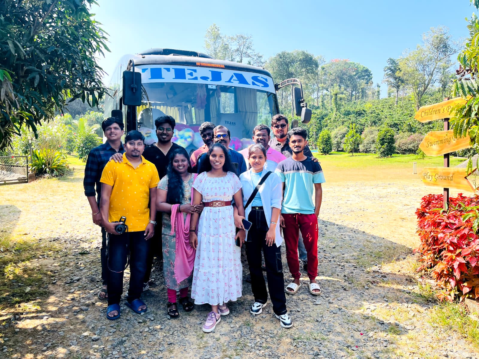 Tejas Travels