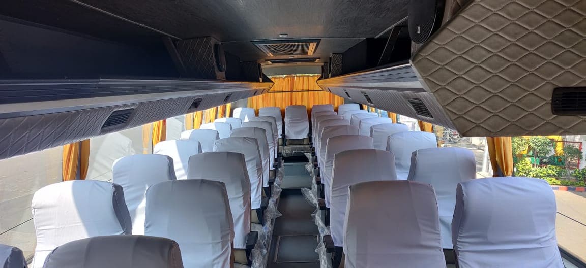 Renting a Mini Bus Online