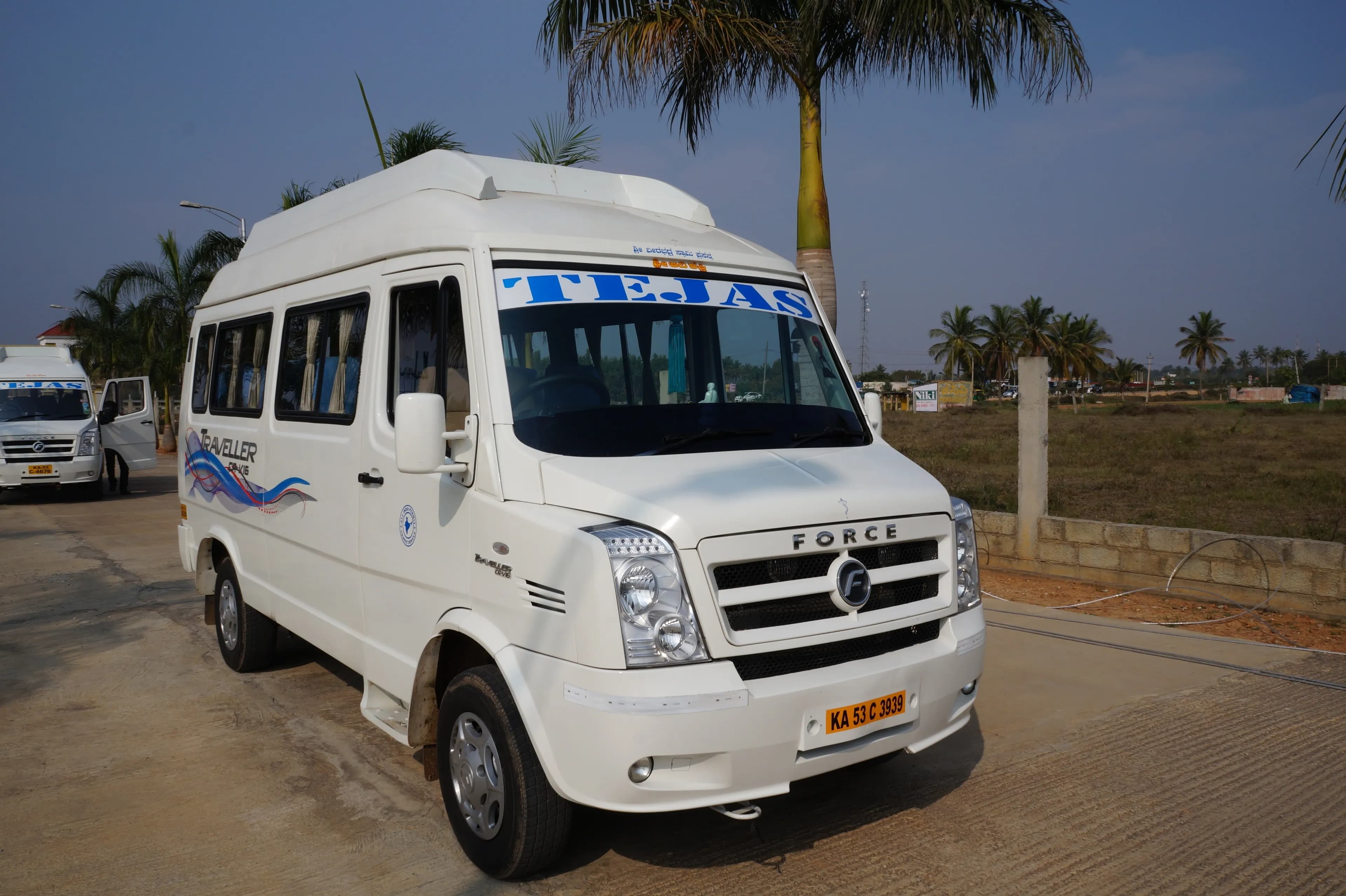 What Types of Tempo Travellers Are Best for Temple Tours?