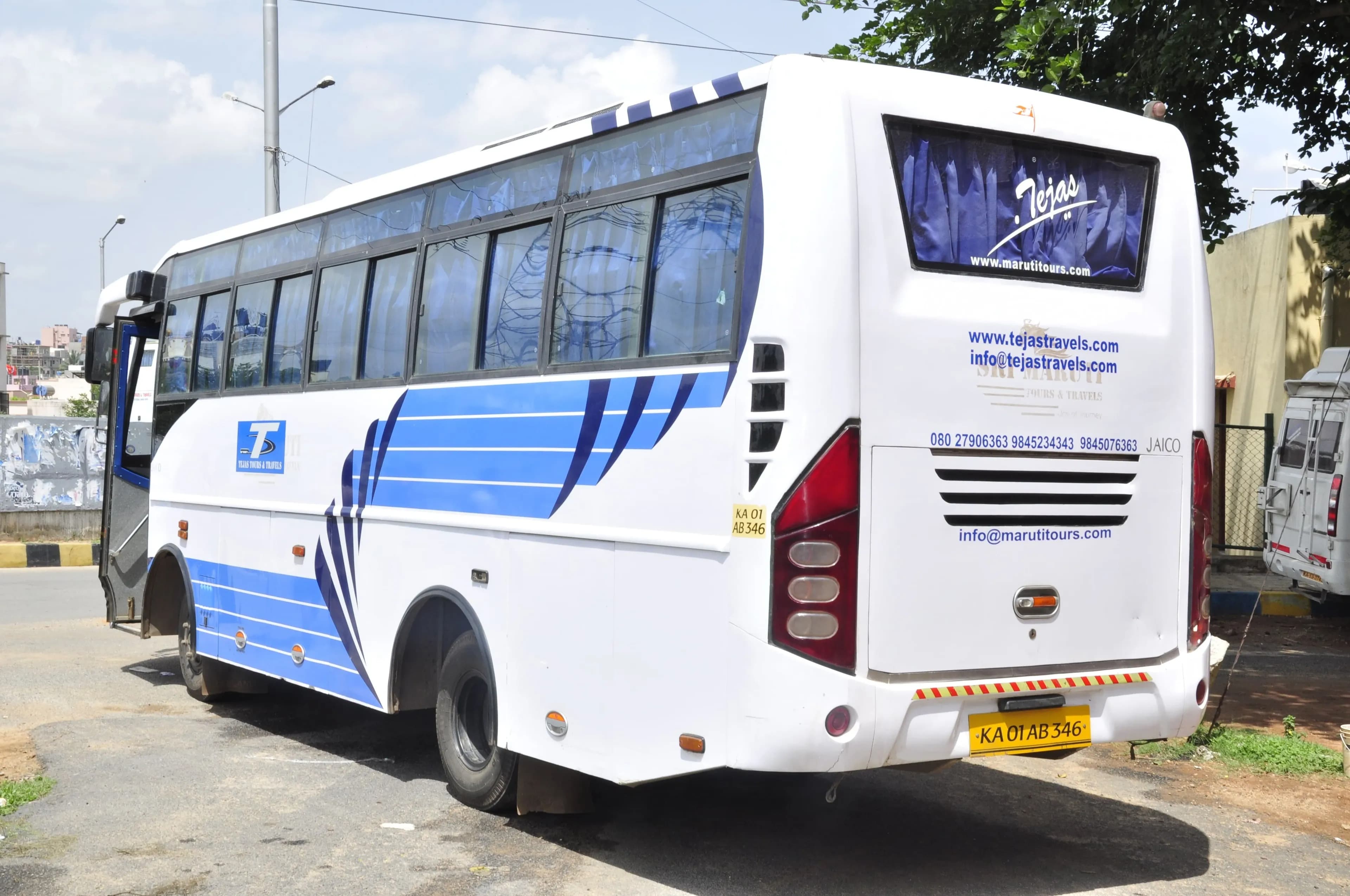 How Much Does It Cost to Hire a 30-Seater Minibus in Bangalore?