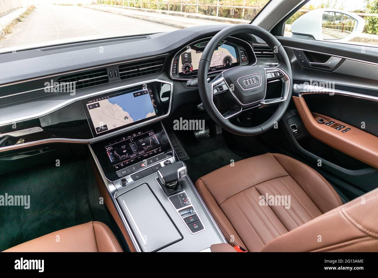 essential tips for managing wedding vehicle logistics